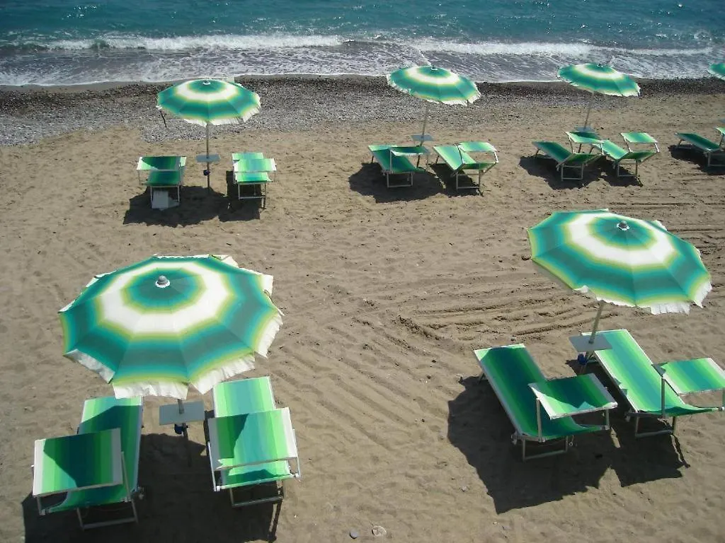 Apartment Casa Lora Con Spiaggia Privata Rda Luxury Bordighera